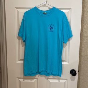 Women’s t shirt size medium